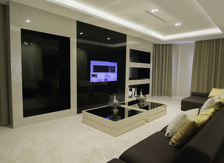 Glass Media Sala Prive