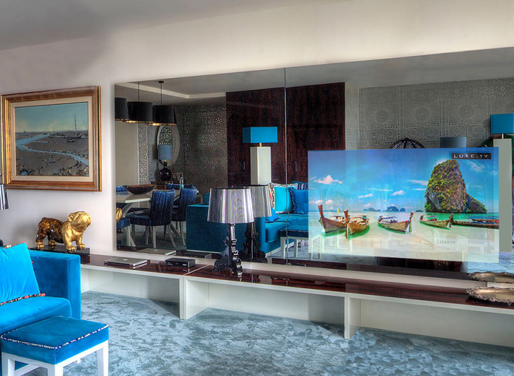 Glass Media Sala Prive Illusion