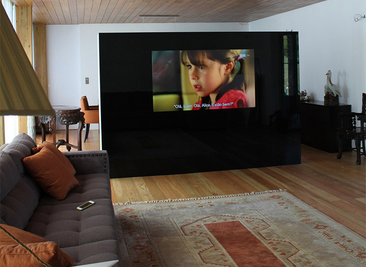 Glass Media Sala Suit Preto