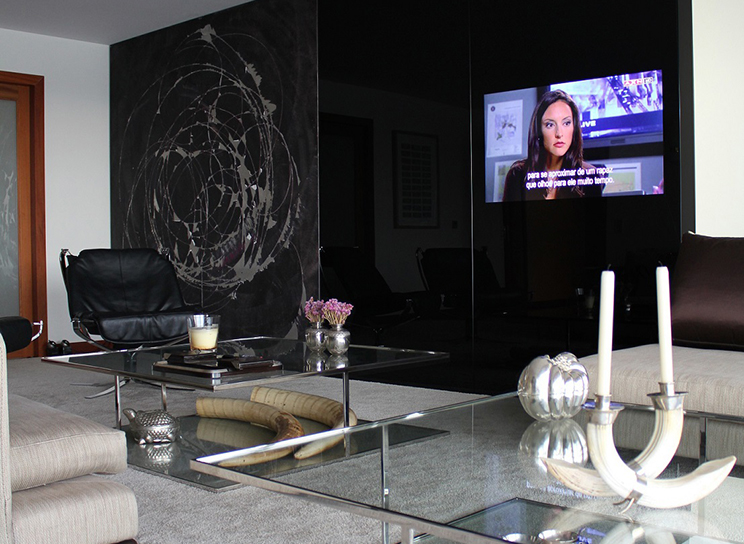 Glass Media Sala Suit Preto