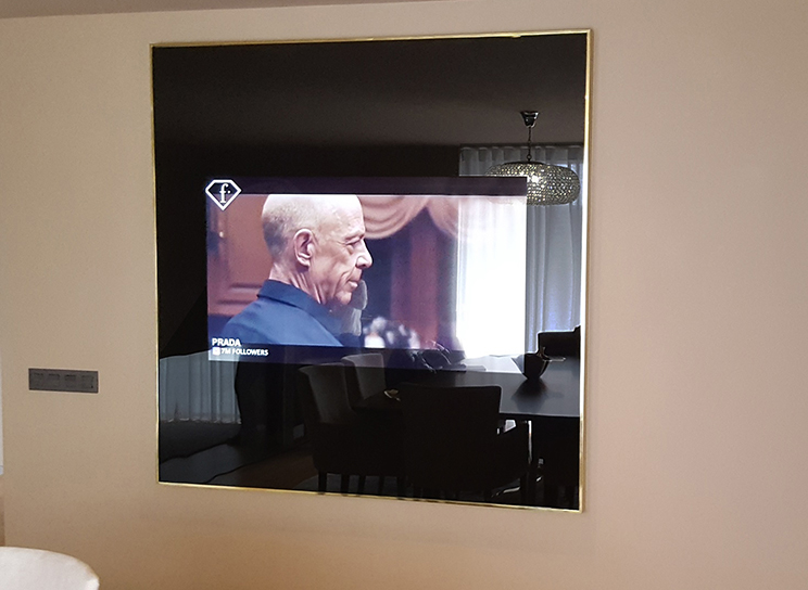 Glass Media Sala Suit Preto Latao