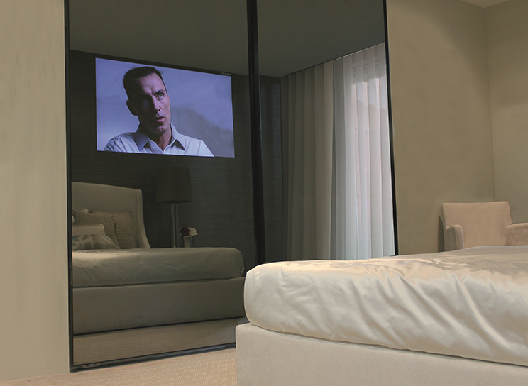 Glass Media Quarto Roupeiro Privê Illusion